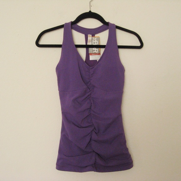 LUCY Perfect Core Halter Top XS - Picture 6 of 10